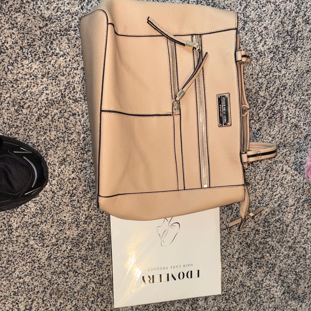Jones New York Cream Tote Bag